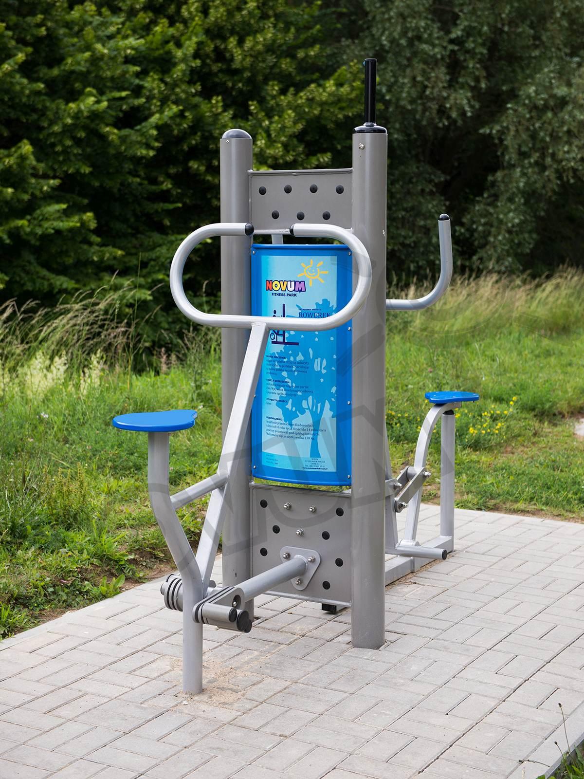 Fitness-Fahrrad, zur Pylonenmontage