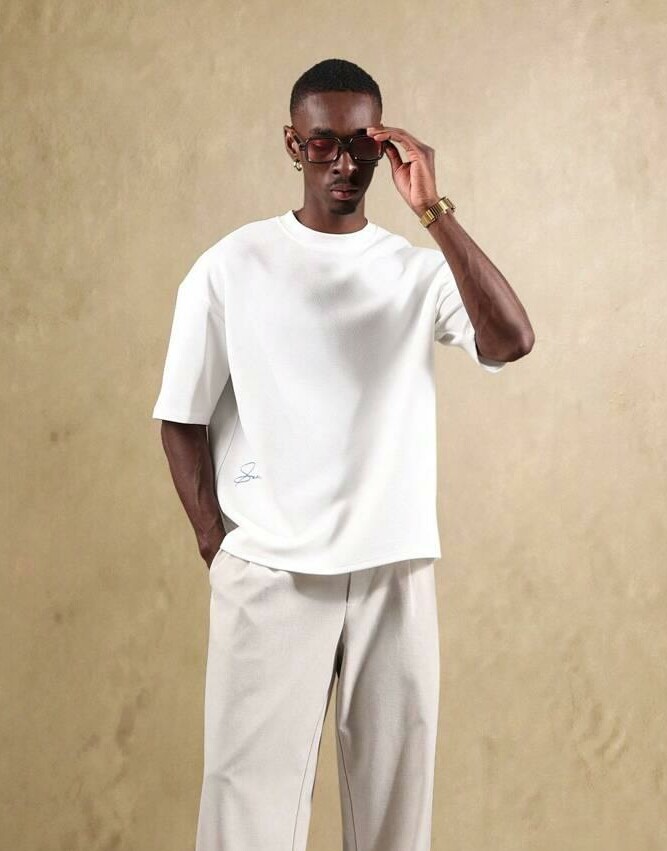 SUMWON BIAŁY T-SHIRT NAPIS S06__L