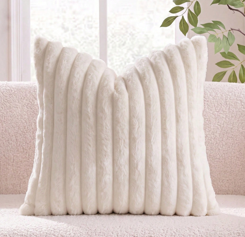 SHEIN FLUFFY POSZEWKA NA PODUSZKĘ S07__60X60CM