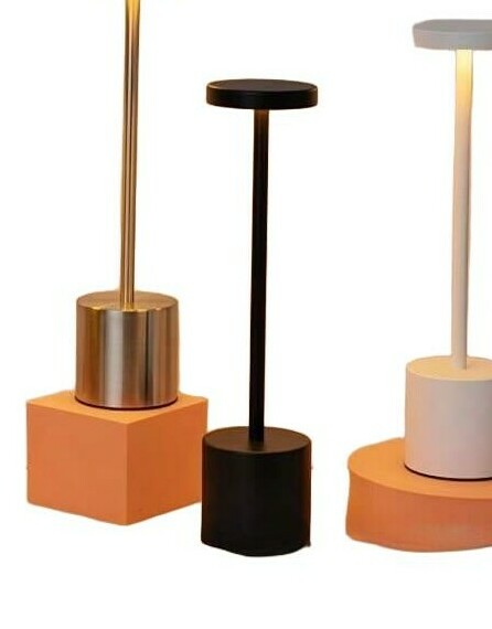 SHEIN CZARNA LAMPKA LED S07__35X8