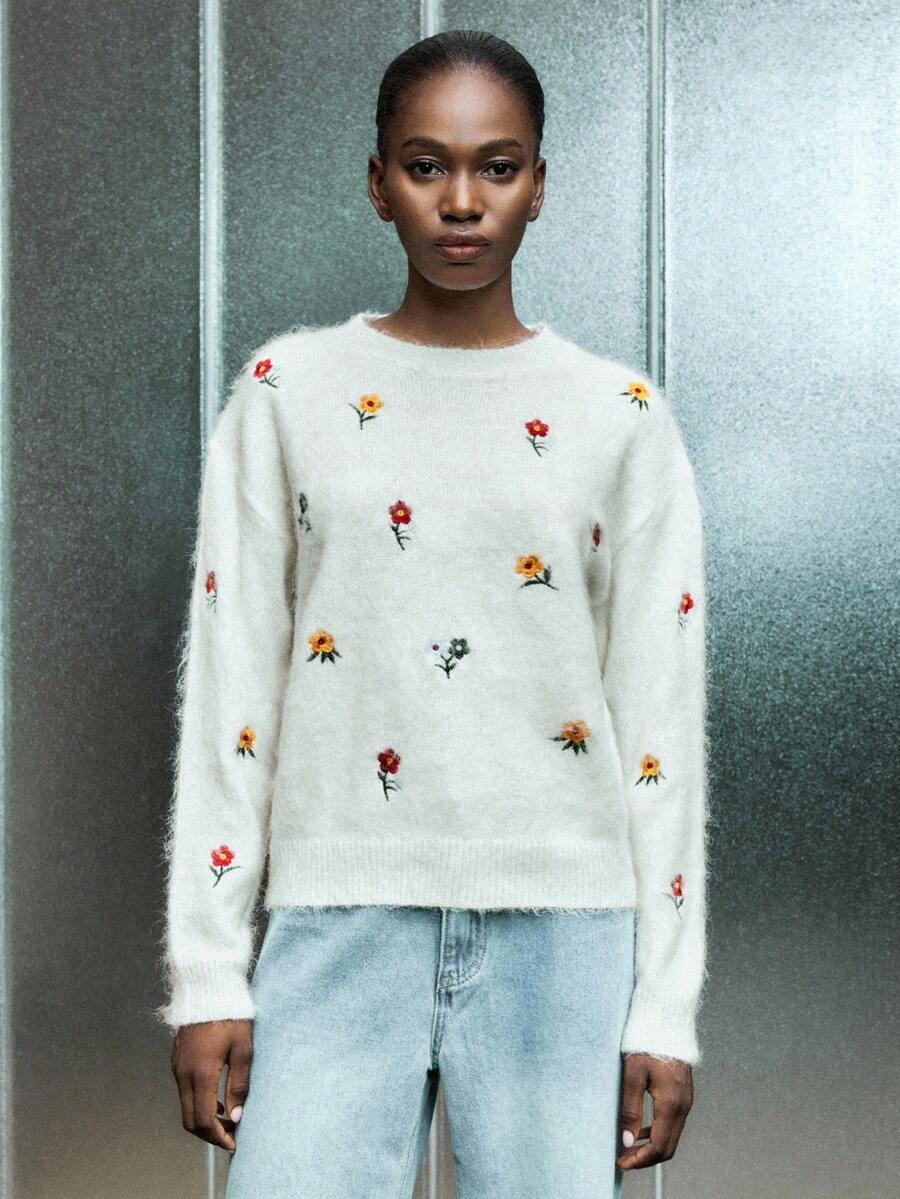 SHEIN KREMOWY SWETER KWIATY S06__L