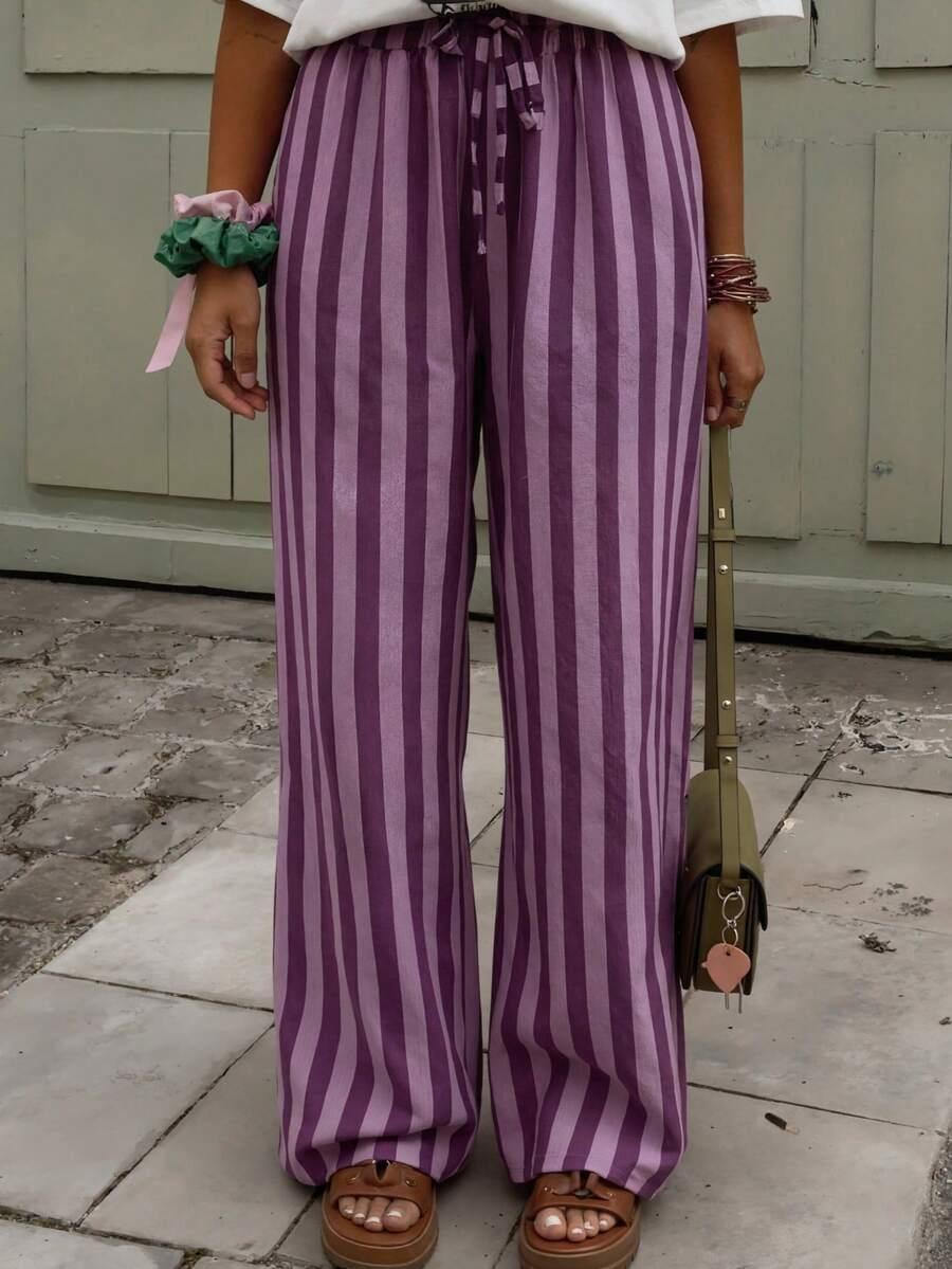 SHEIN FIOLETOWE SPODNIE WZÓR PASKI PK01__46