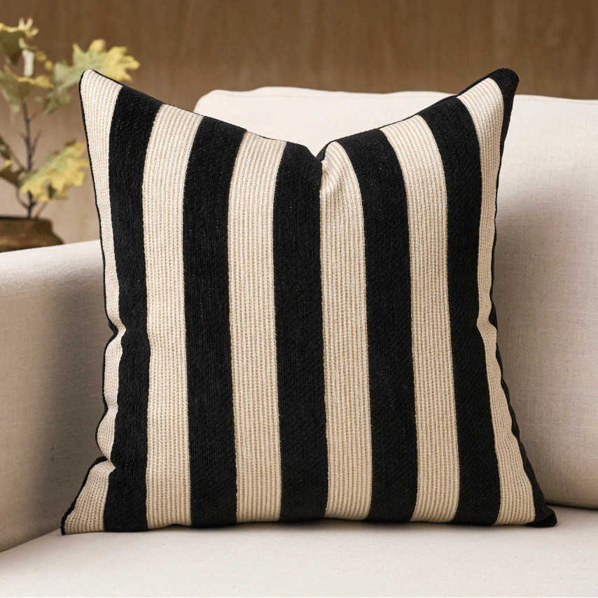 SHEIN POSZEWKA NA PODUSZKĘ S07__60X60
