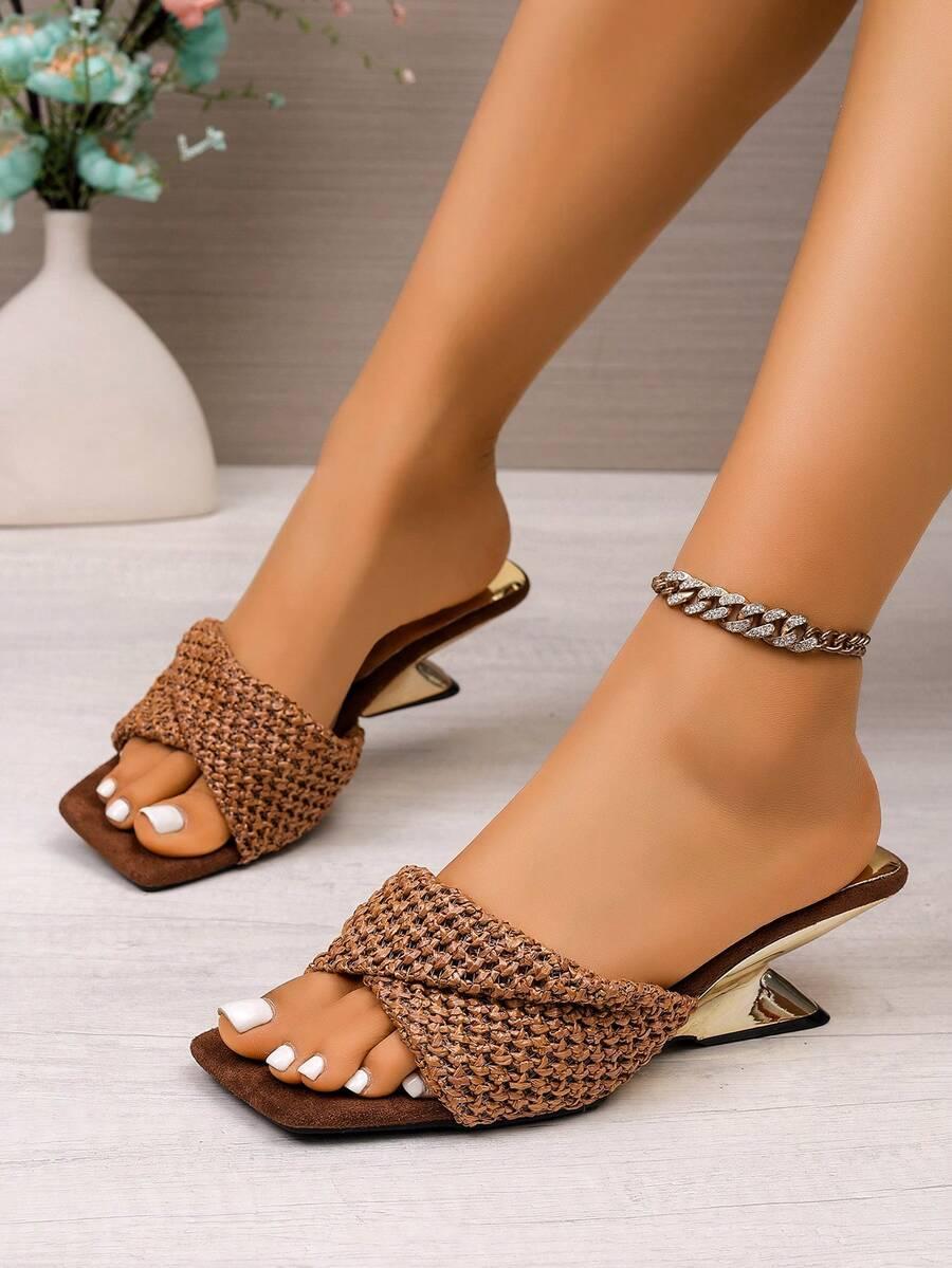 SHEIN BRĄZOWE KLAPKI NA OBCASIE S06__40,5