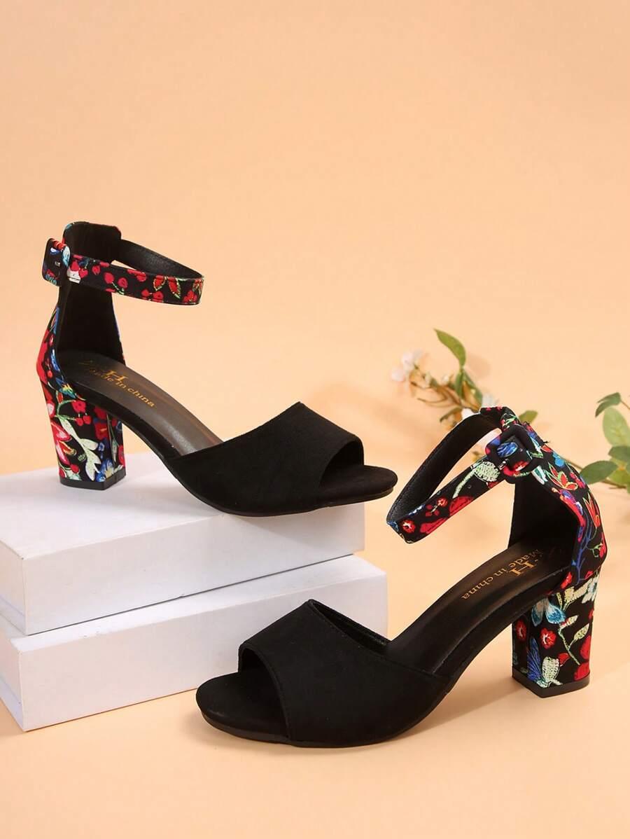SHEIN SANDAŁY NA OBCASIE S06__39