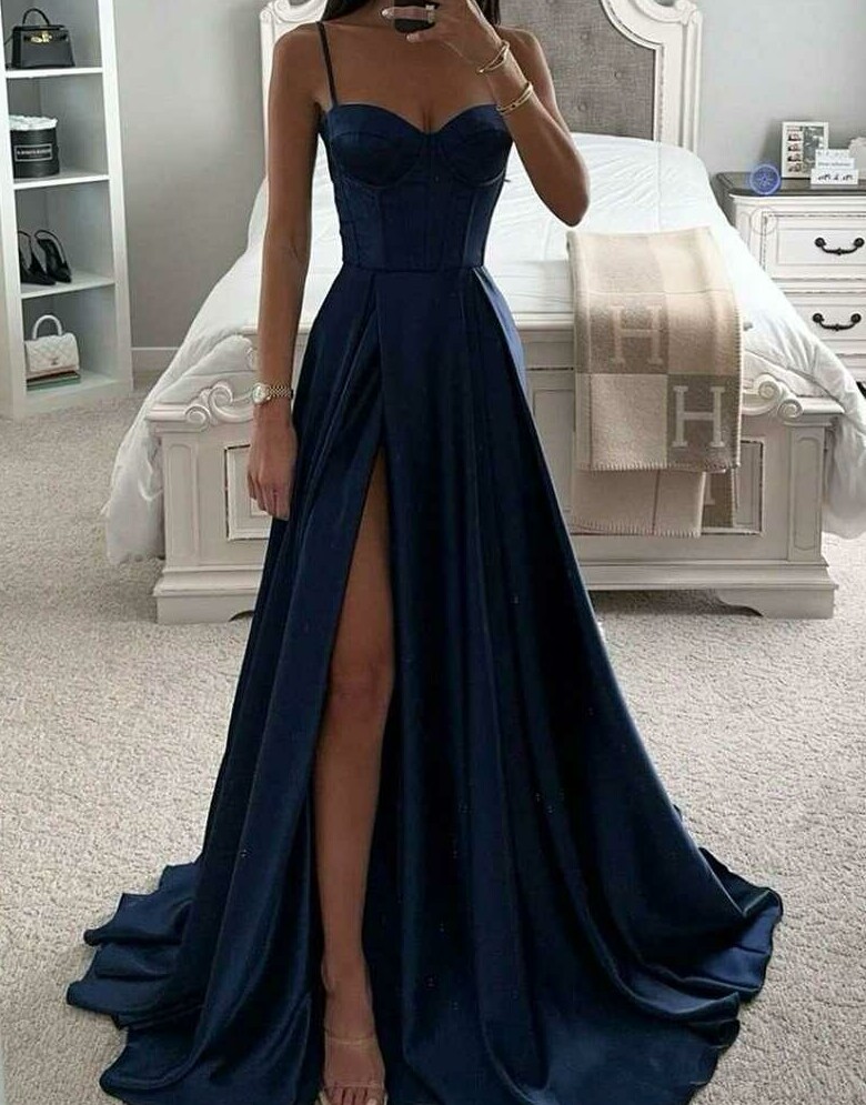 SHEIN GRANATOWA MAXI SUKIENKA ROZKLOSZOWANA NA RAMIĄCZKA S06__XS