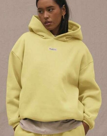 MUSERA ŻÓŁTA BLUZA Z KAPTUREM NAPIS S06__XS