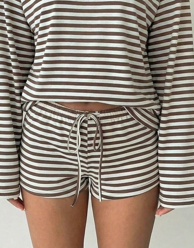 SHEIN KRÓTKIE SPODENKI PASKI S06__S