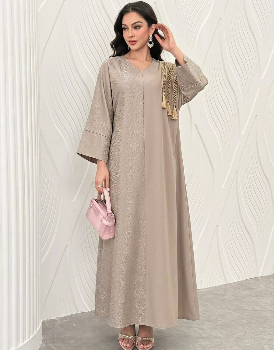 AL NAJMA BEŻOWA SUKIENKA V NECK WZÓR RĘKAW 3/4 PK01__XXL