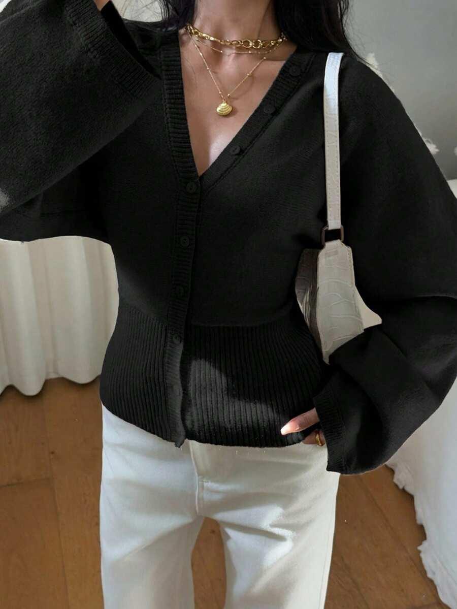 SHEIN CZARNY SWETER GUZIKI