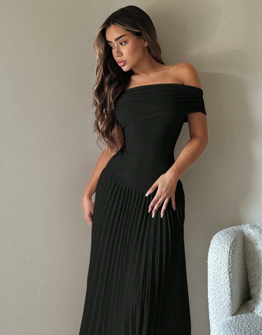 SHEIN CZARNA PLISOWANA SUKIENKA MAXI S06__M