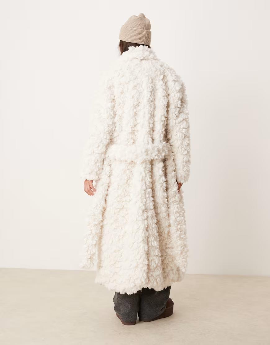GLAMOROUS BIAŁY PŁASZCZ MIŚ W01__XS