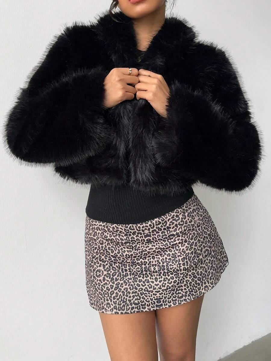 SHEIN CZARNE SZTUCZNE FUTRO W01__S