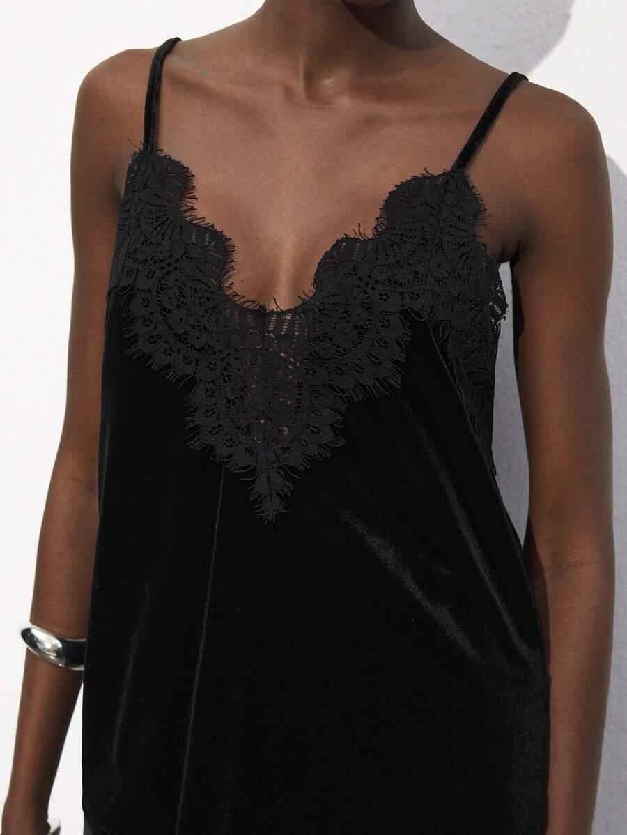 SHEIN CZARNY TOP NA RAMIĄCZKACH S06__M