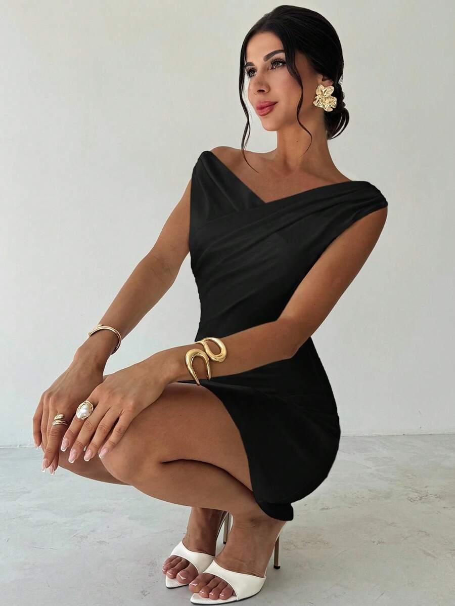 SHEIN CZARNA MINI SUKIENKA S06__S