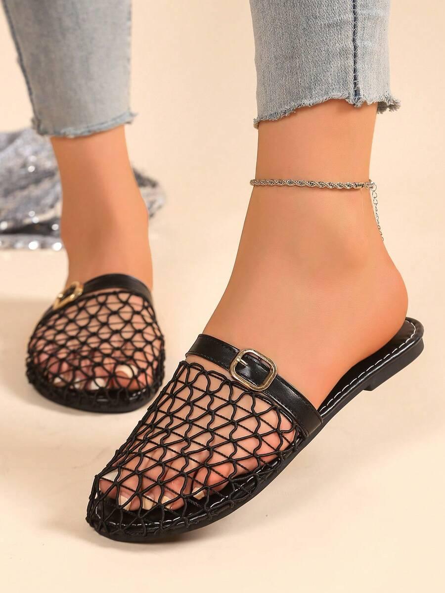 SHEIN CZARNE KLAPKI KLAMRA S06__37
