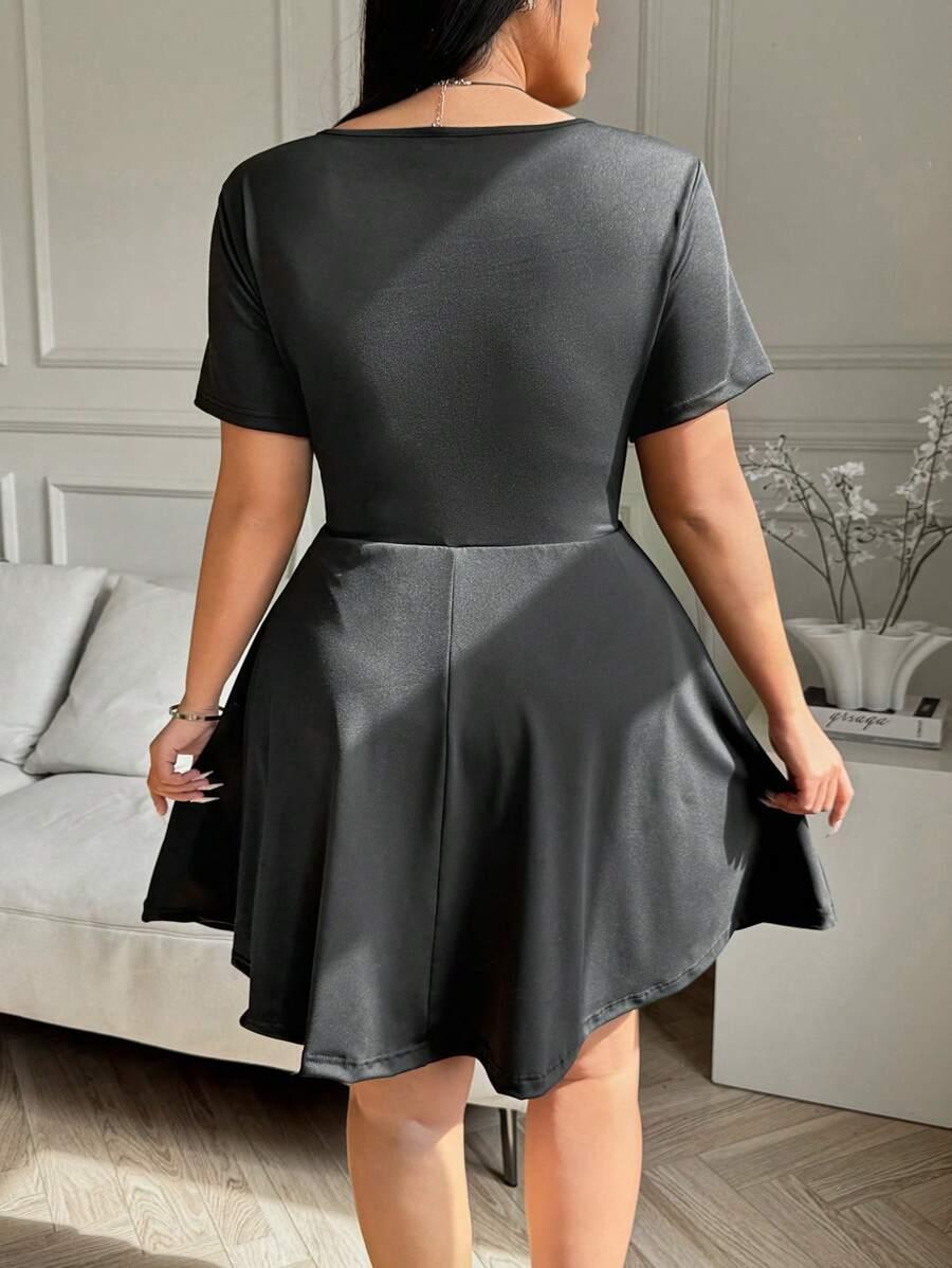 SHEIN CZARNA SUKIENKA KRÓTKI RĘKAW S06__52