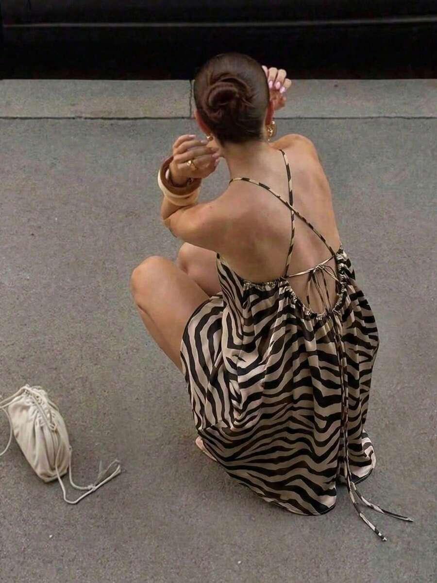 SHEIN SUKIENKA MINI WIĄZANIE WZÓR S06__XS