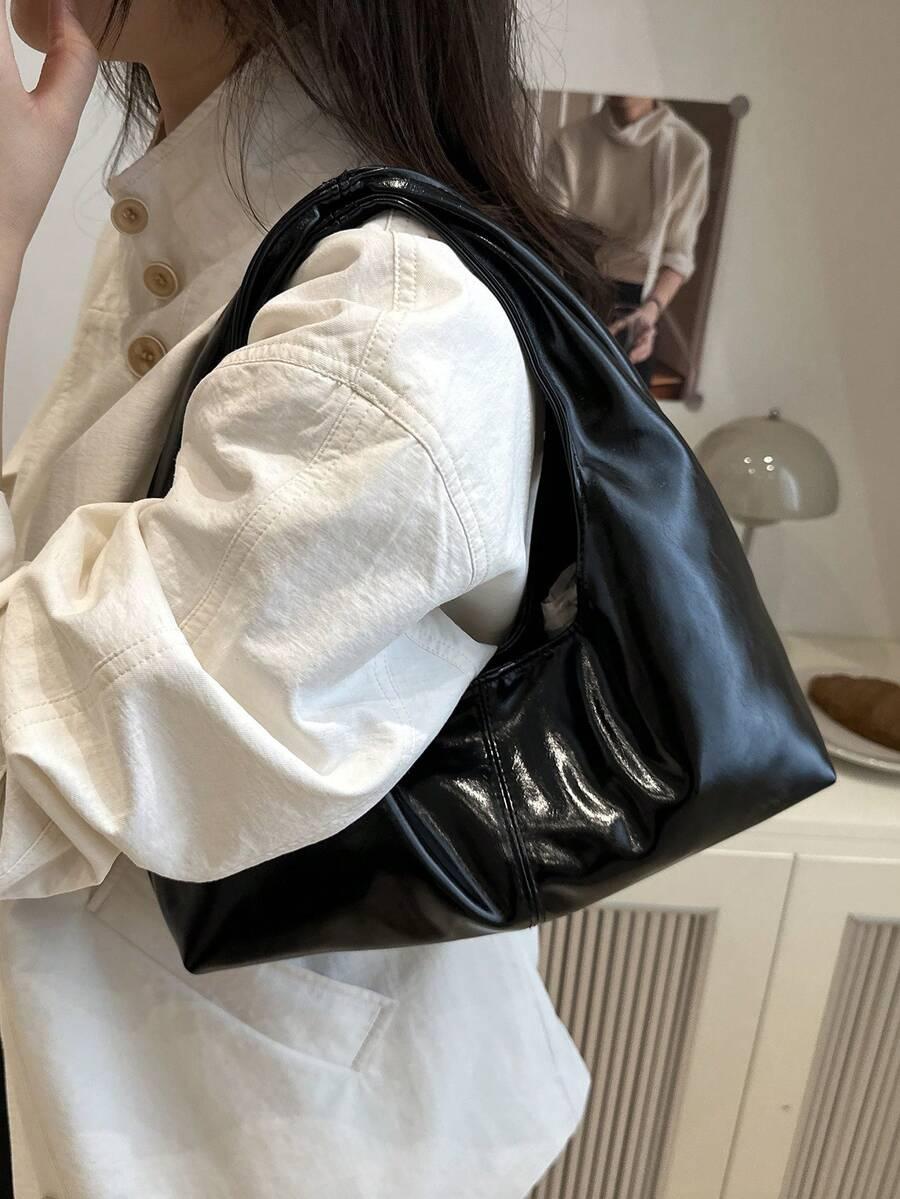 SHEIN CZARNA TOREBKA NA RAMIĘ 30X13