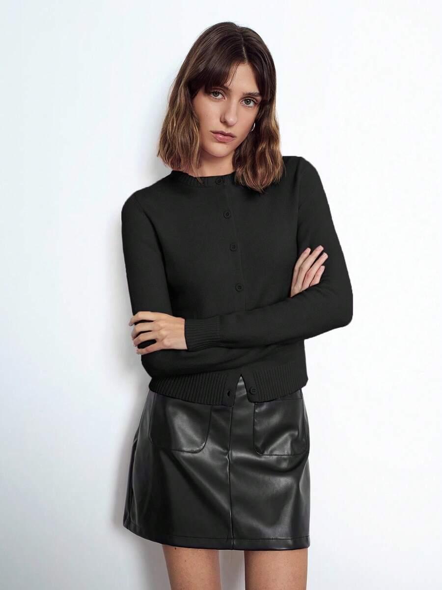 MAIJA CZARNY SWETER GUZIKI S06__S