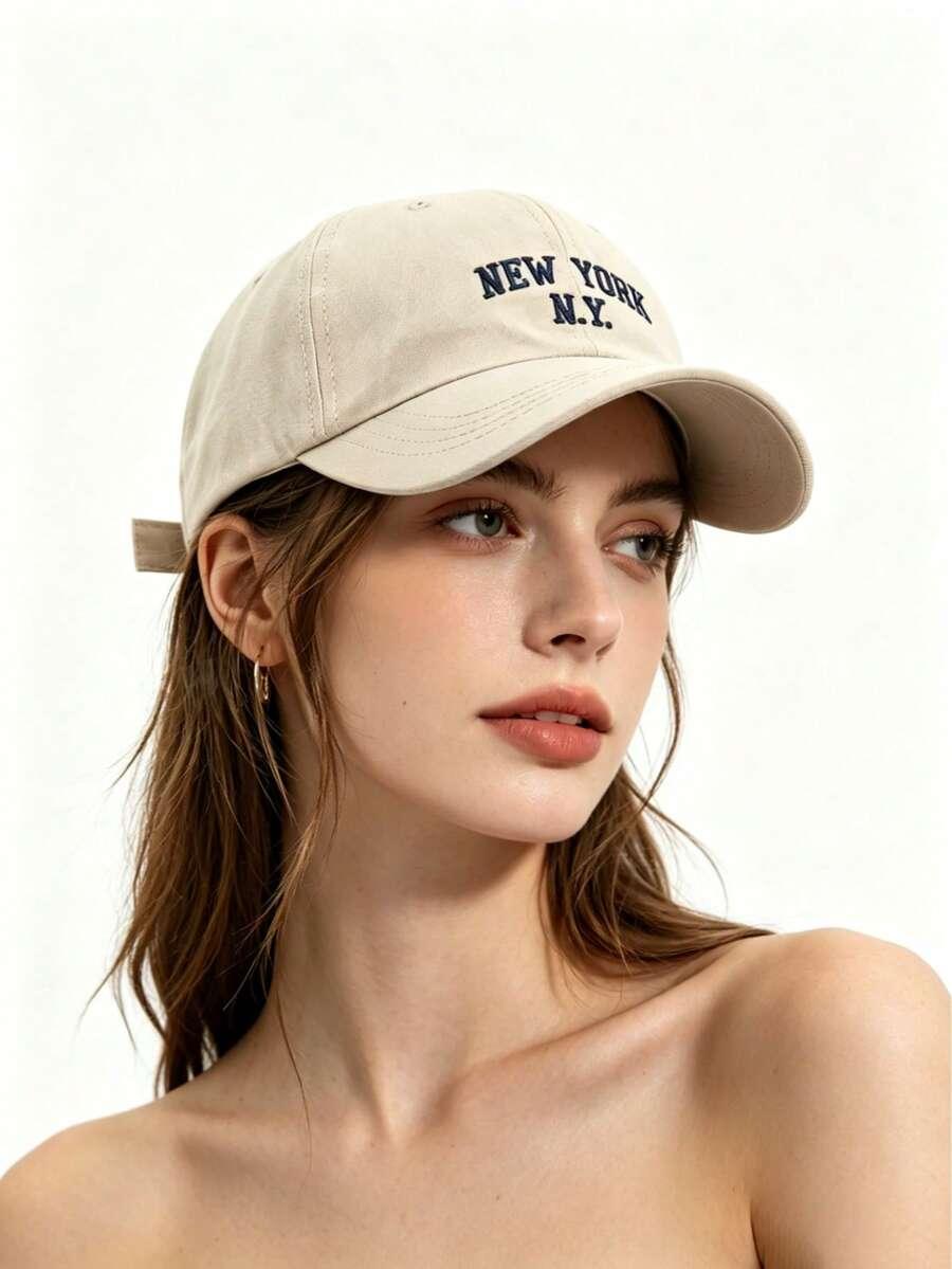 SHEIN KREMOWA CZAPKA Z DASZKIEM NAPIS S07