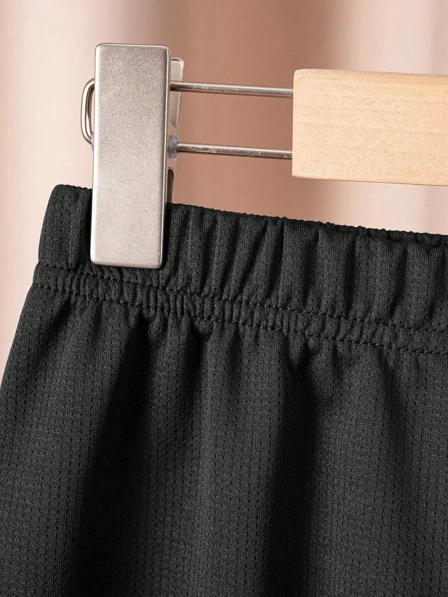 SHEIN CZARNE KRÓTKIE SPODENKI S06__146-152