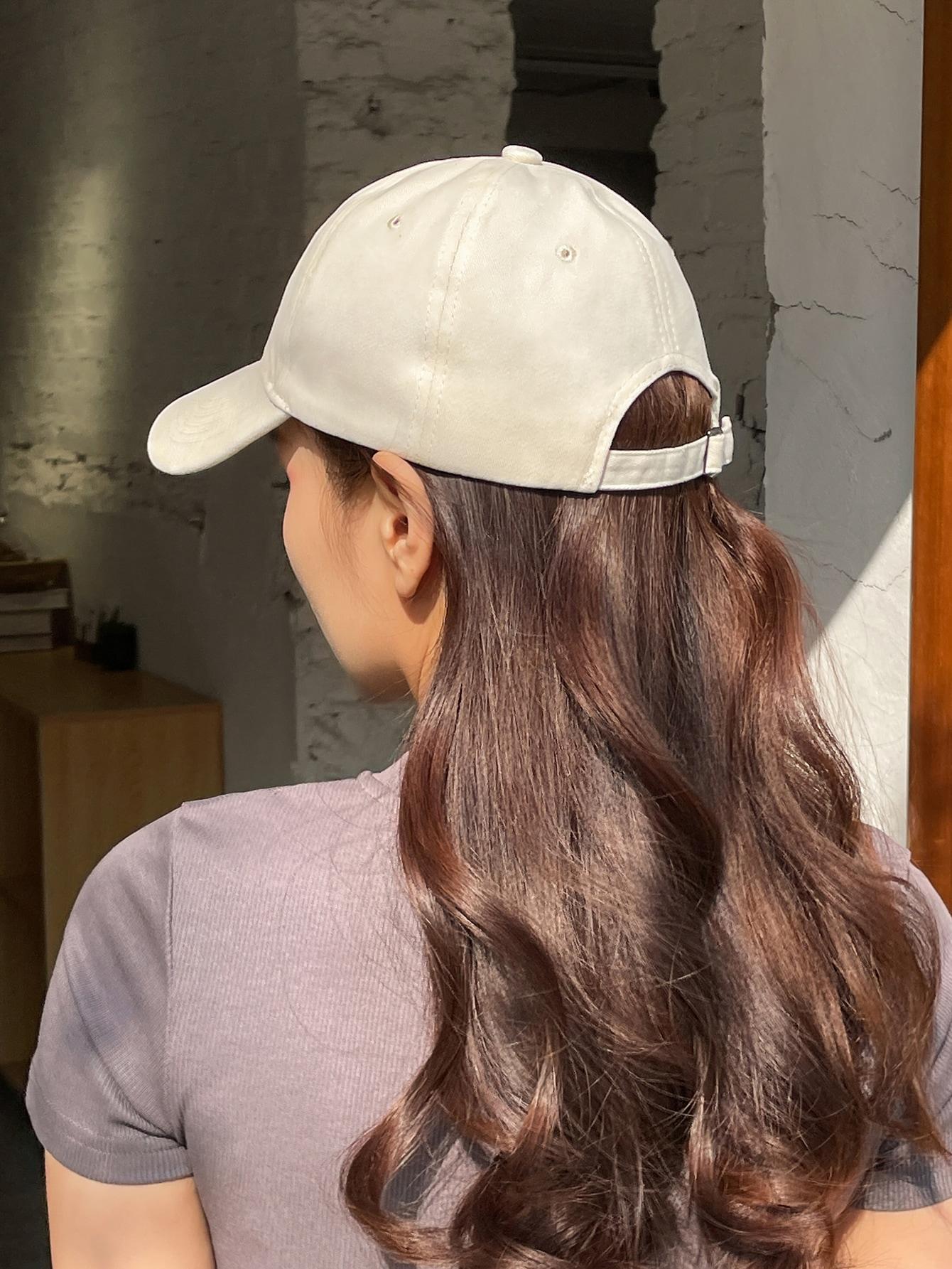 SHEIN BEZOWA CZAPKA Z DASZKIEM REGULOWANA S07