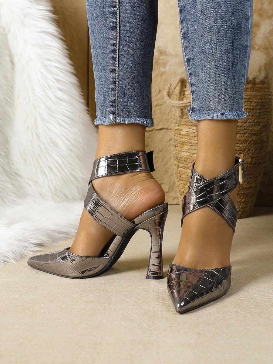SHEIN CZÓŁENKA NA OBCASIE S06__36,5