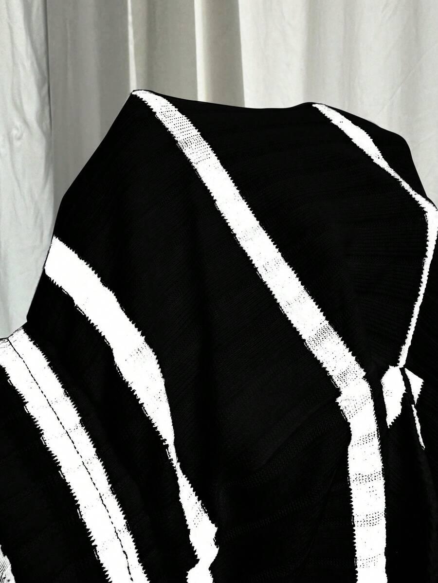 SHEIN SPODNIE CASUAL WZÓR PASKI S06__48