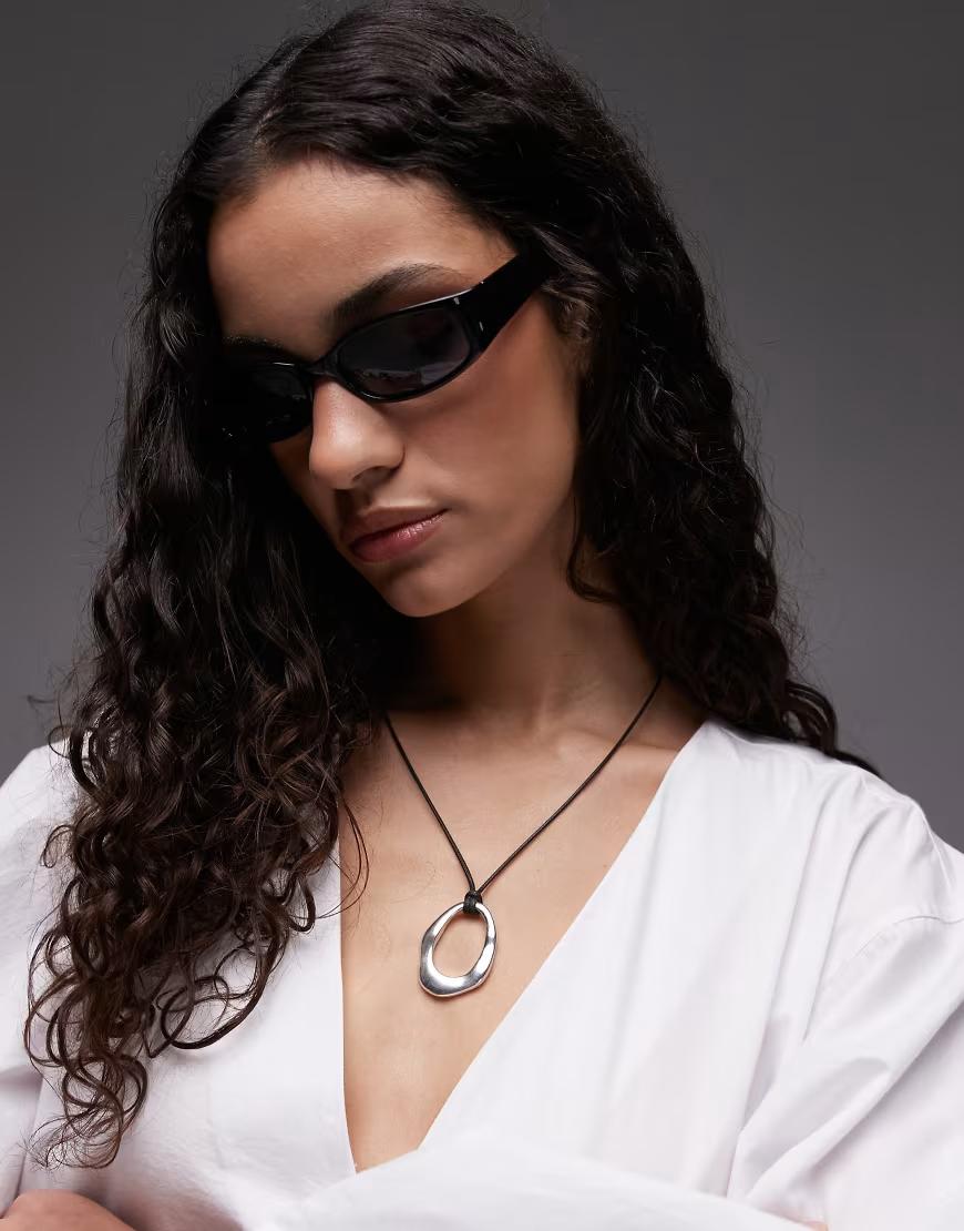 TOPSHOP CZARNE WĄSKIE OKULARY PRZECIWSŁONECZNE PK01