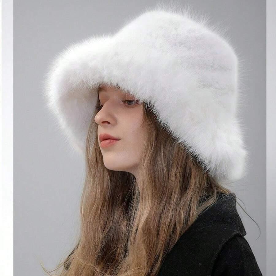 SHEIN BIAŁA CZAPKA SZTUCZNE FUTRO W01__55-58
