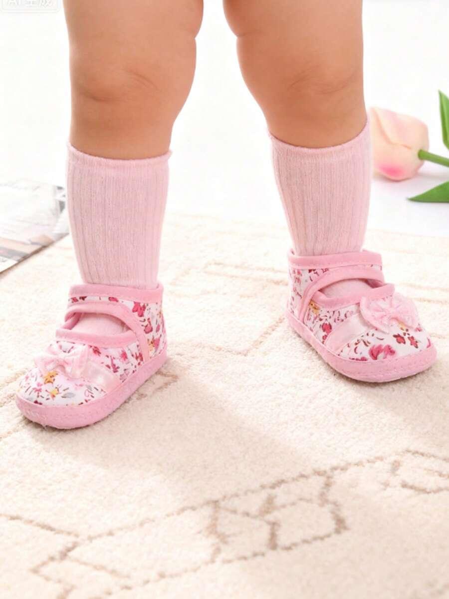 SHEIN BUTY RZEPY WZÓR KWIATY 17,5
