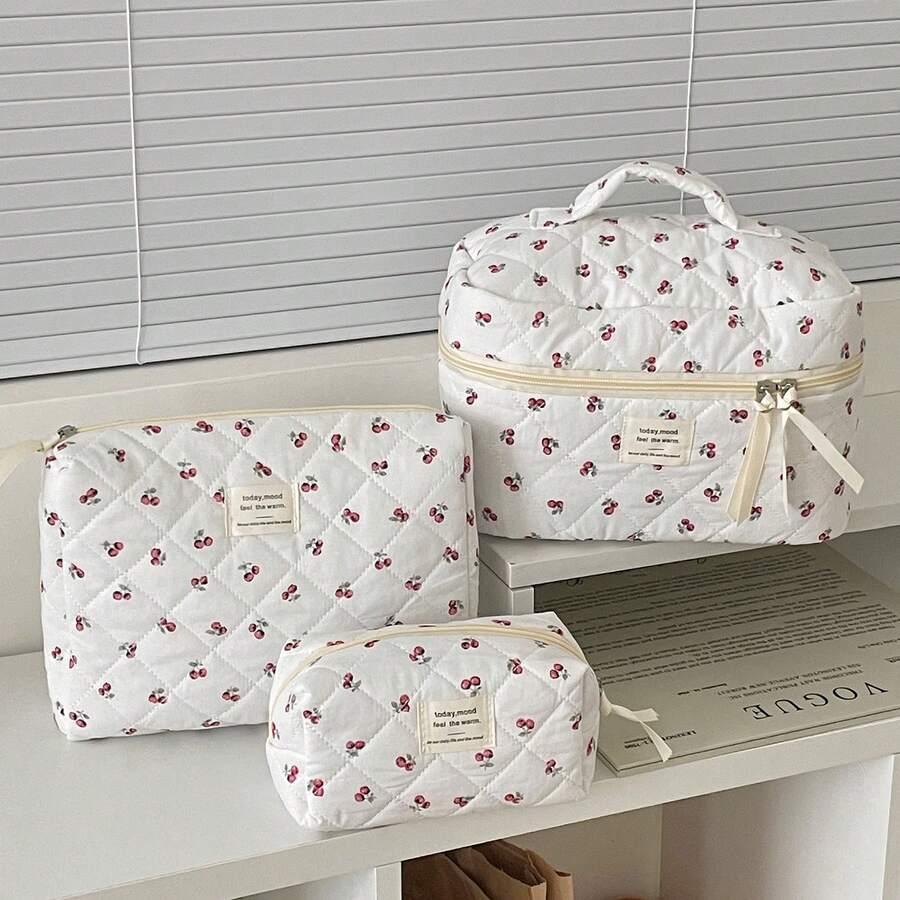 SHEIN BIAŁA PIKOWANA KOSMETYCZKA WZÓR 3-PACK S07