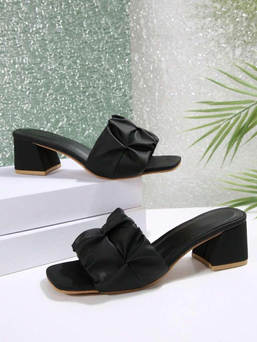 SHEIN CZARNE KLAPKI OBCAS S06__40