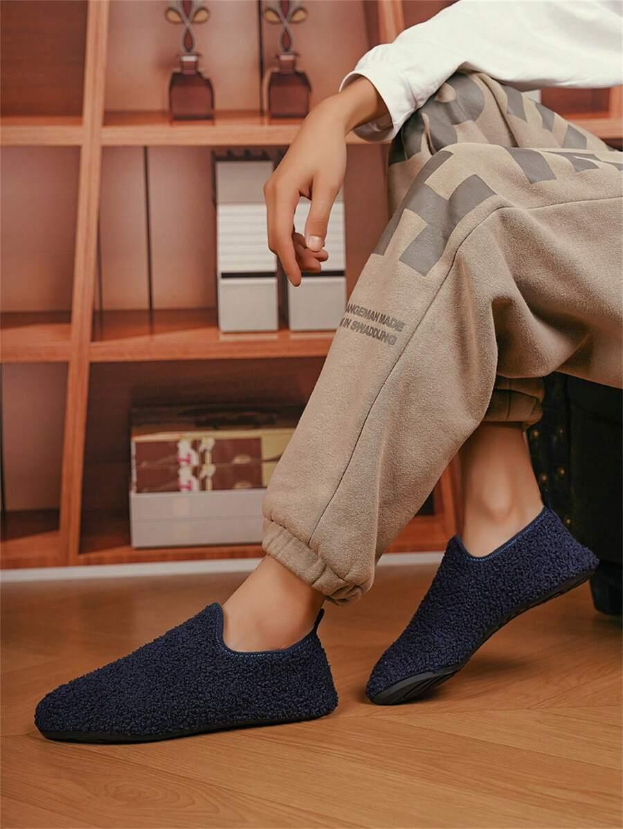 SHEIN NIEBIESKIE KAPCIE MIŚ S06__44-45