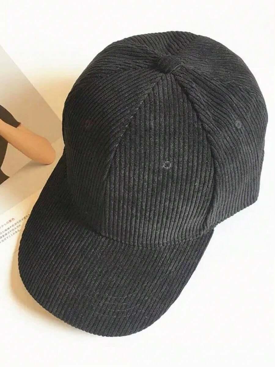 SHEIN CZARNA CZAPKA Z DASZKIEM S07