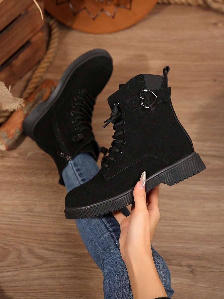 SHEIN CZARNE BOTKI ZAMEK W01__38