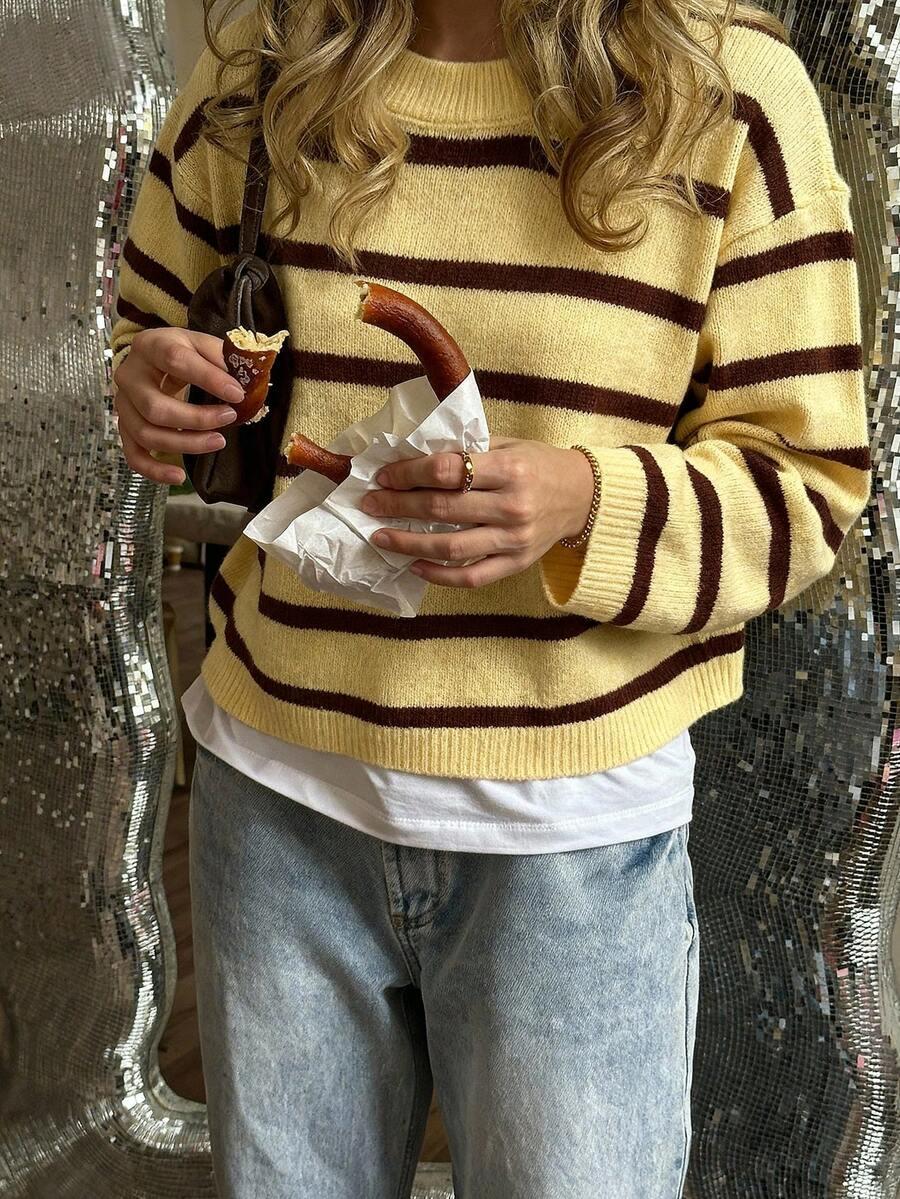 SHEIN SWETER WZÓR PASKI S06__S