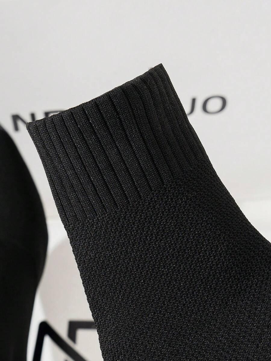 SHEIN CZARNE BOTKI OBCAS W01__38