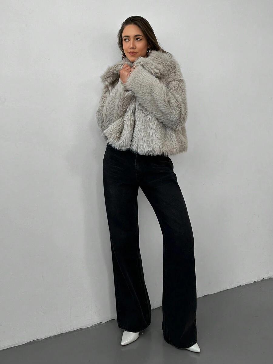 SHEIN SZTUCZNE FLUFFY FUTERKO W01__M