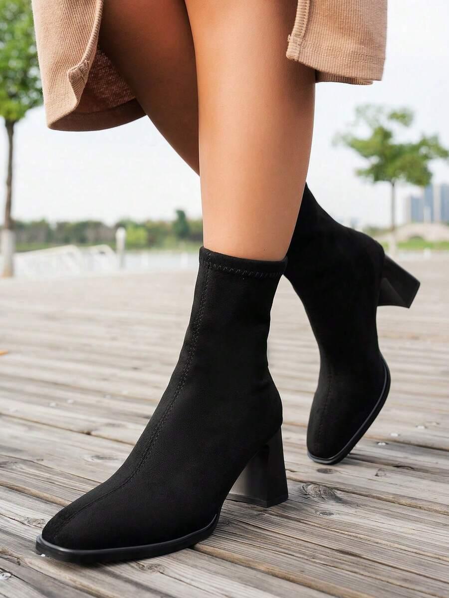 SHEIN KLASYCZNE CZARNE BOTKI ZAMEK W01__40,5