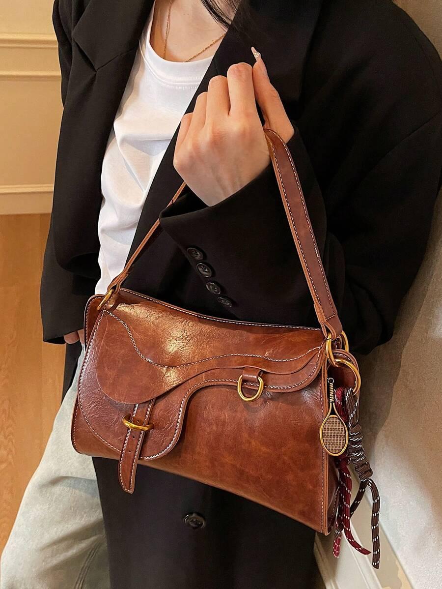 SHEIN BRĄZOWA TOREBKA IMITACJA SKÓRY ZDOBIENIE BRELOK S07__26X5X19CM