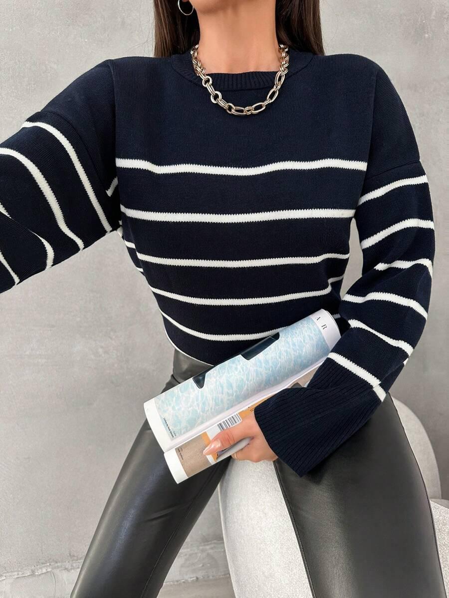 SHEIN GRANATOWY SWETER PASKI S06__OS