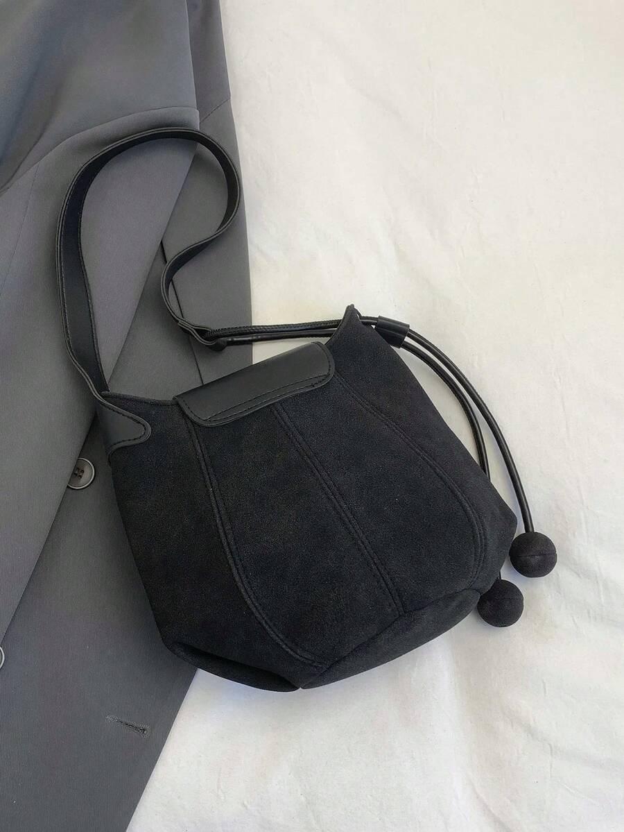 SHEIN CZARNA TOREBKA NA RAMIĘ S07__25X21