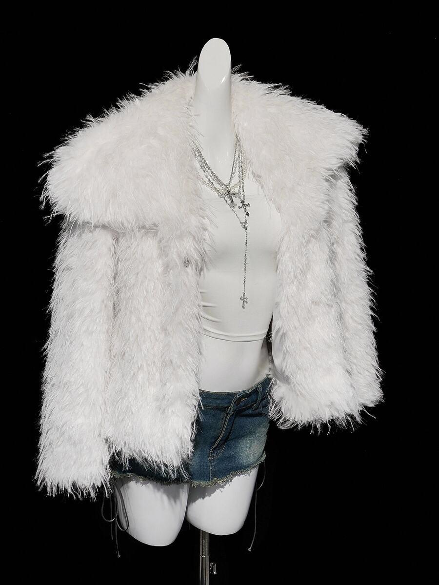 SHEIN BIAŁE SZTUCZNE FUTRO W01__M