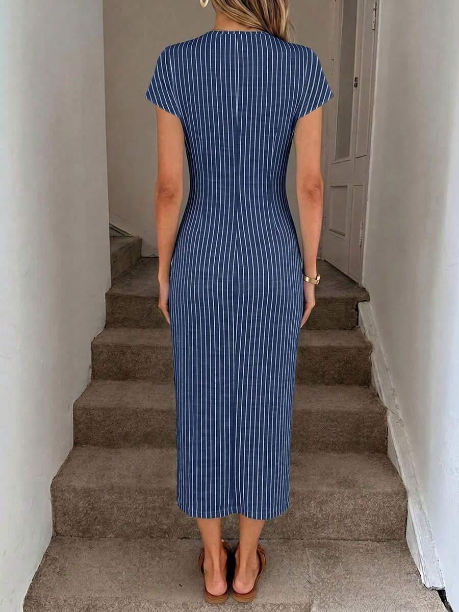 SHEIN GRANATOWA SUKIENKA WZÓR PASKI S09__L