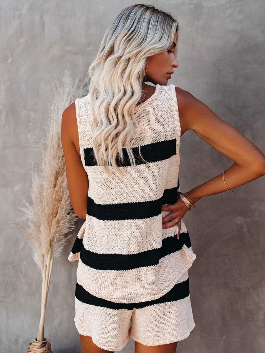 SHEIN KOMPLET TOP SPODENKI S06__L