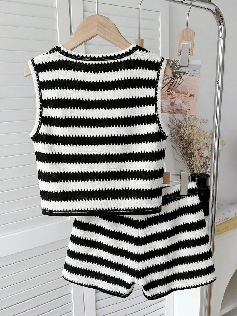 SHEIN KOMPLET TOP SPODENKI S06__122/128
