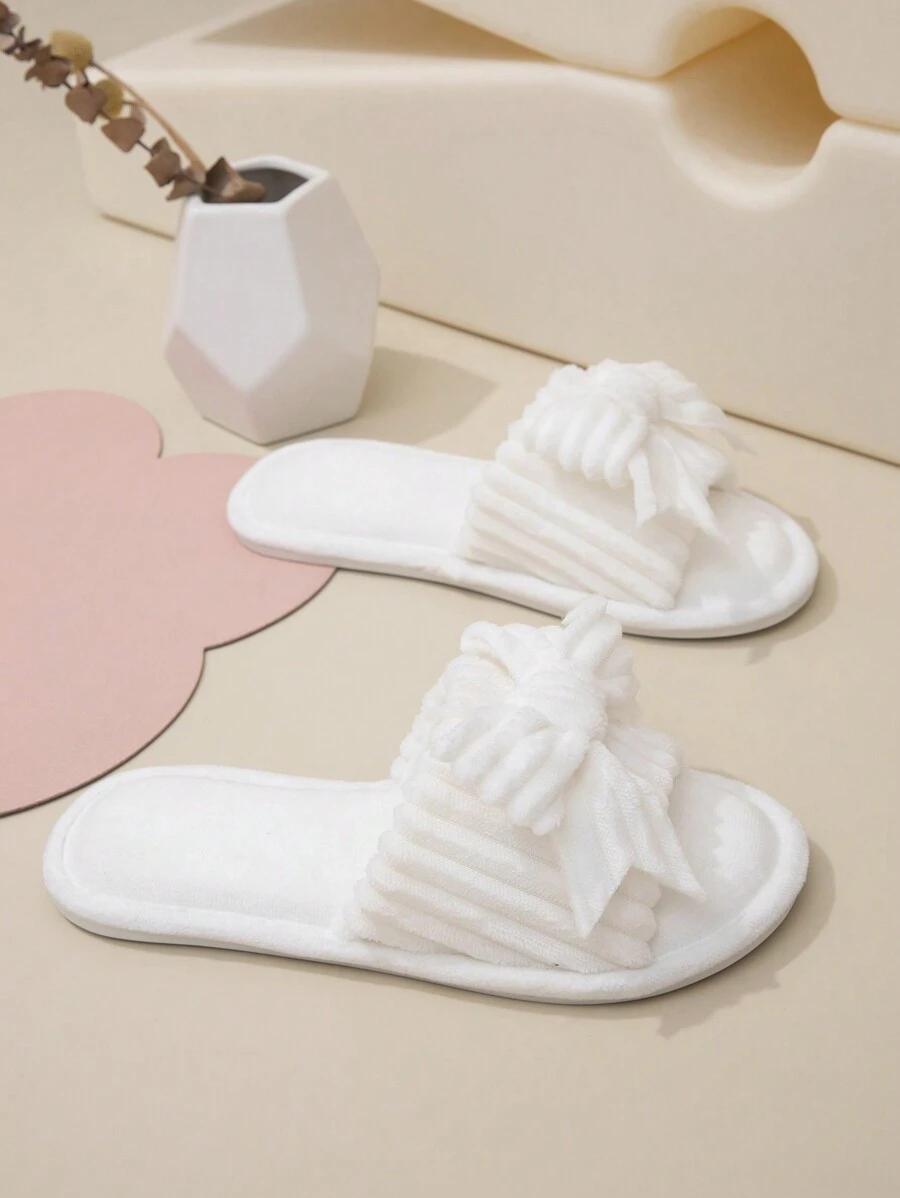 SHEIN BIAŁE KAPCIE TEKSTURA S06__40,5