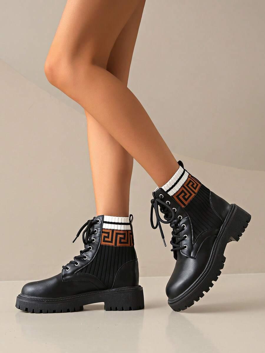 SHEIN CZARNE SZNUROWANE BOTKI W01__39